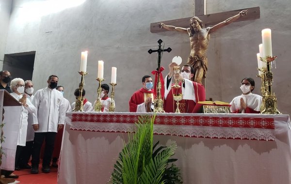 Paróquia de Santo Antônio celebra Domingo de Ramos 