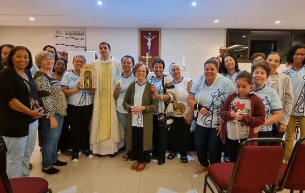 Comemoração do Aniversário de um ano do Terço das Mulheres na Paróquia Santo Antônio