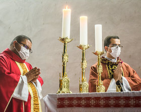 29/06/2021 - Missa em Ação de Graças pelos 10 anos de Sacerdócio de Pe. Gleison e Pe. José Ruy 