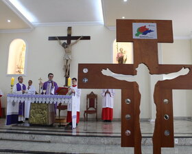 Passagem da Cruz Peregrina na Forania 2 - Vicariato Litoral
